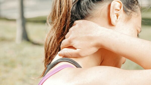 difference entre ostéopathie et physiothérapie, ostéopathie montréal, osteo montreal, Ostéopathe Montréal, blessure sportive, réadaptation, accident travail différence entre l'Ostéopathie et la Physiothérapie