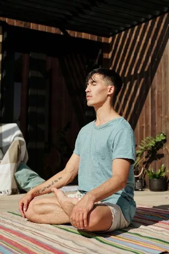 Breathwork c'est quoi breathwork coaching séance de groupe coaching breathwork et la respiration consciente
